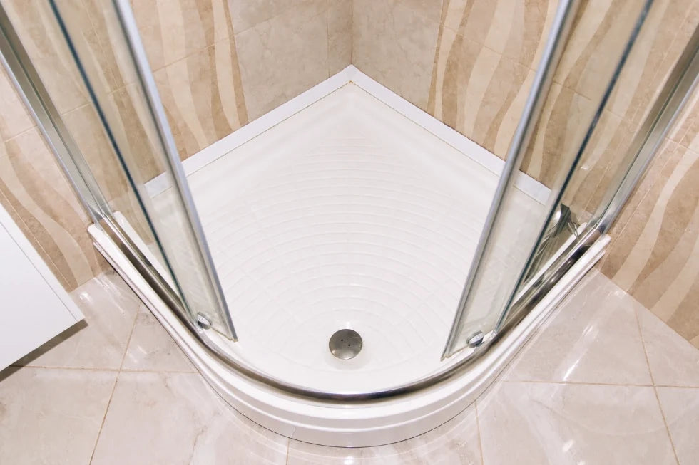 How to Install a Shower Tray: Step-by-Step Guide to Cutting, Sealing & Cleaning