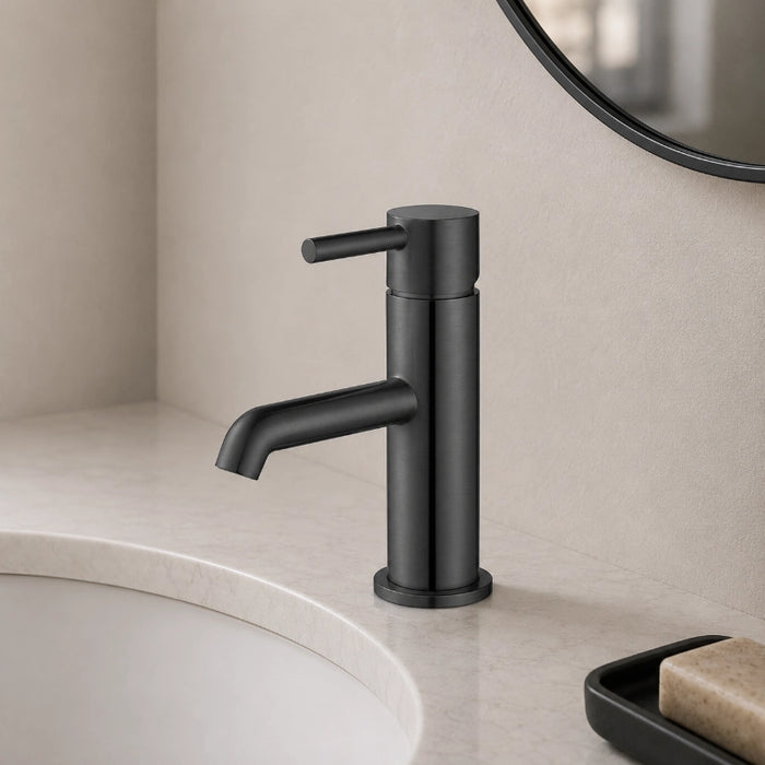 Pisa Round Basin Tap & Waste - Gunmetal